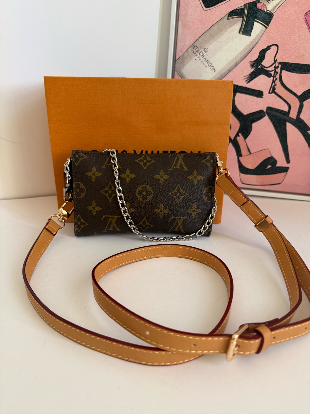 Louis Vuitton Bucket Pouch Monogram Pm